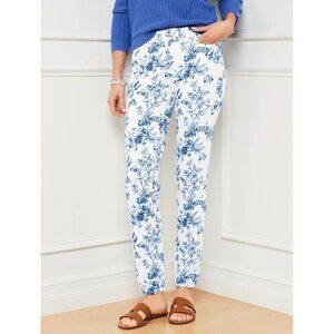 Talbots Petite Size 2P Slim Ankle Jeans in Butterfly‎ Toile Print White/Blue